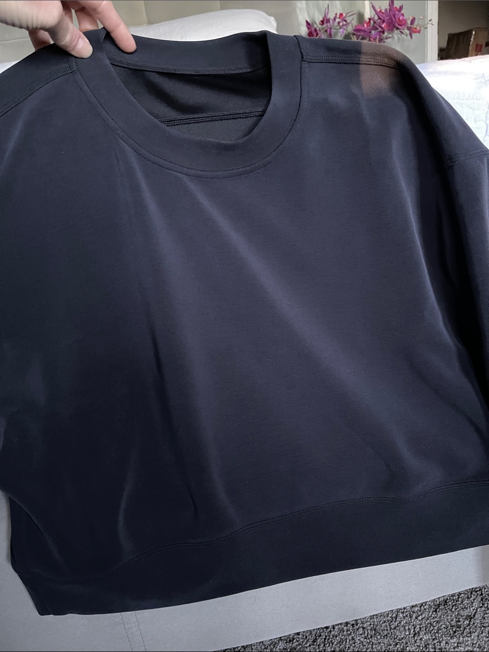 Great Condition Lululemon Softstreme Perfectly Oversized Cropped Crew sz 6